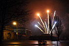 Powitanie Nowego Roku 2012 w Zamociu, sztuczne ognie nad Bastionem VII